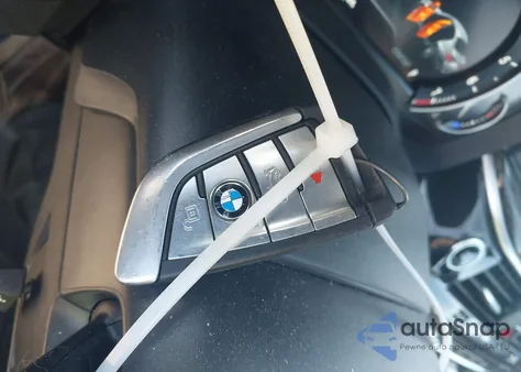 2018 BMW 540I из США, поврежденный, VIN WBAJE5C53JWA94058